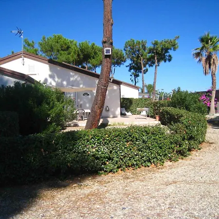 House With 2 Bedrooms In With Furnished Garden And Wifi 50 M From The Casa vacanze Borgo (Corsica)